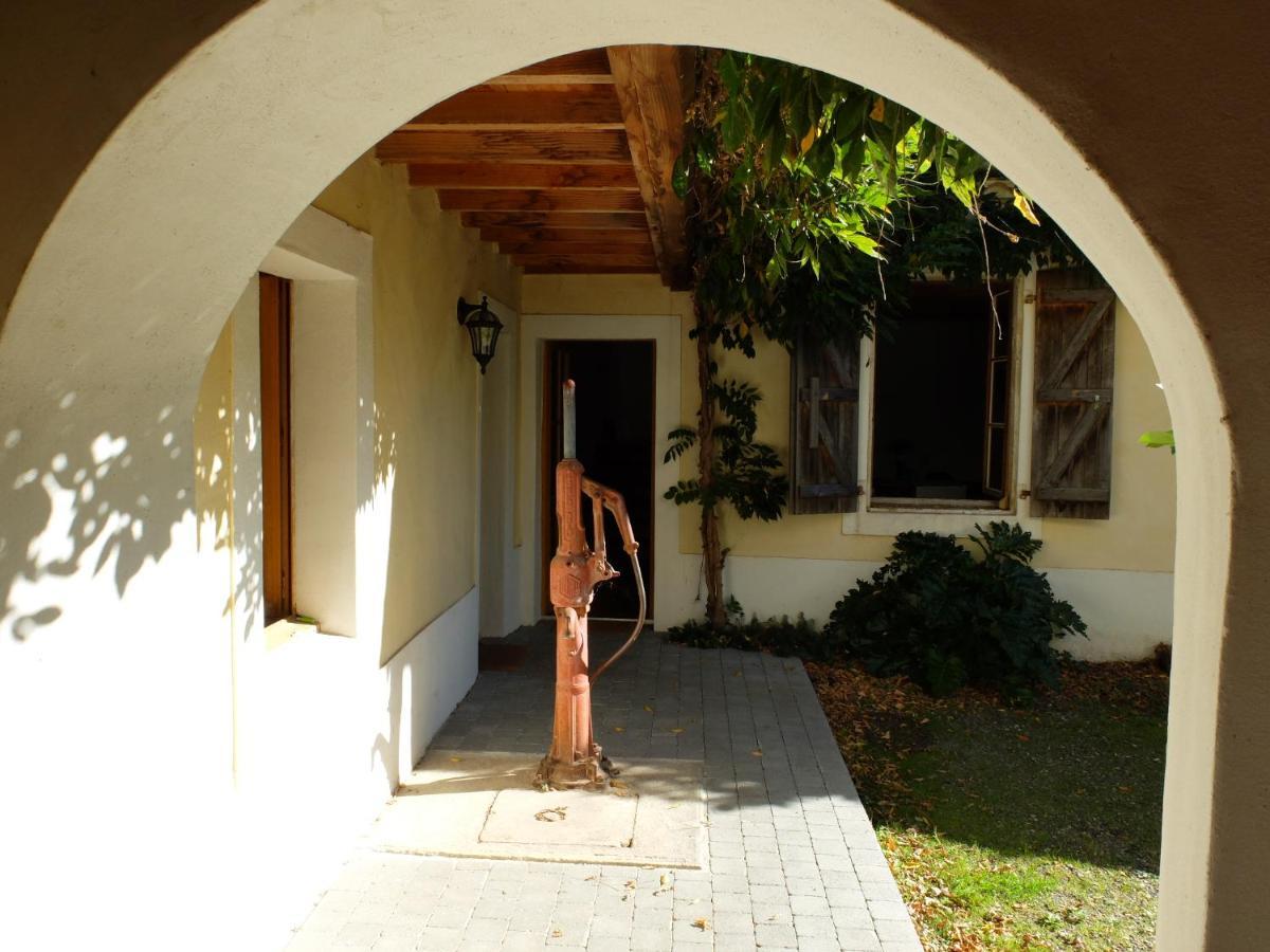 De L'Autre Cote Bed & Breakfast Garlin Dış mekan fotoğraf