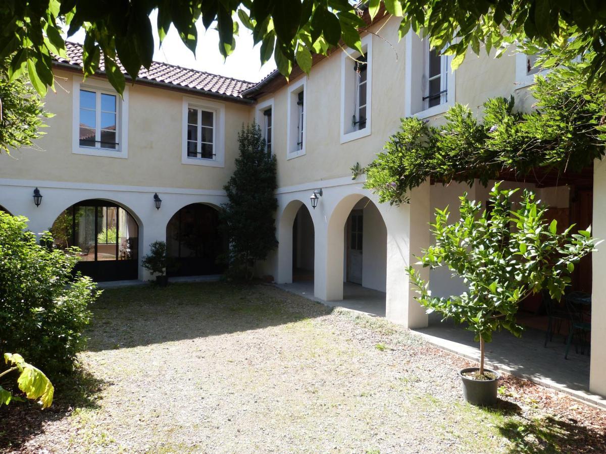 De L'Autre Cote Bed & Breakfast Garlin Dış mekan fotoğraf