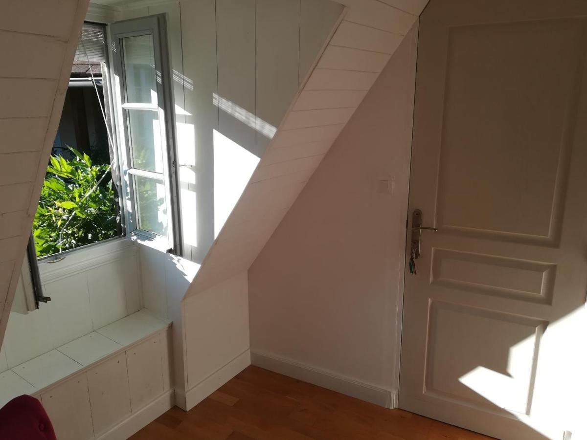 De L'Autre Cote Bed & Breakfast Garlin Dış mekan fotoğraf