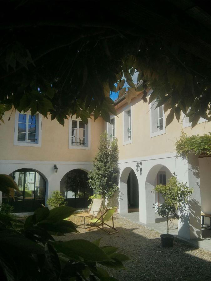 De L'Autre Cote Bed & Breakfast Garlin Dış mekan fotoğraf